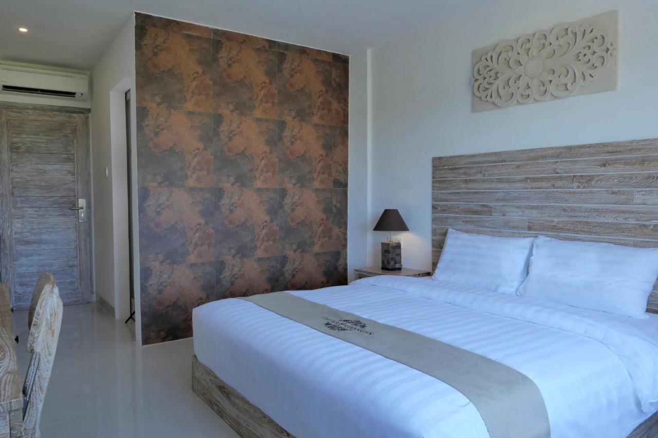 Tirtha Khayangan 3*